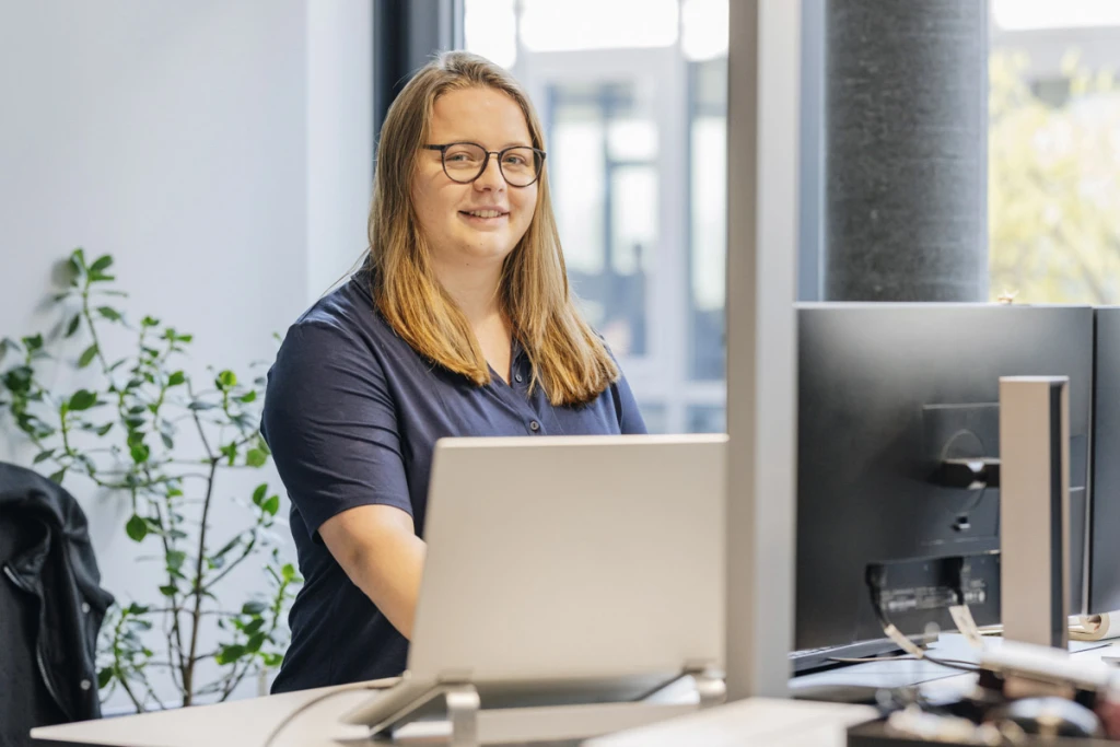 21-ddT_schwab-guillod_nadine_widmer_web