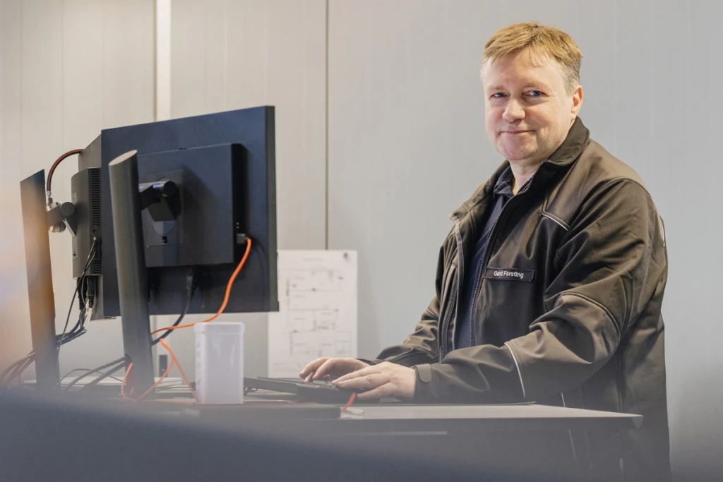 25-ddT_schwab-guillod_gerd_forsting_web