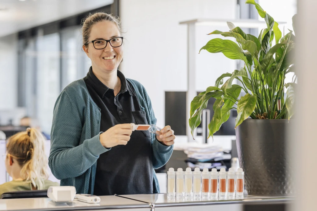 36-ddT_schwab-guillod_eva_huber_web