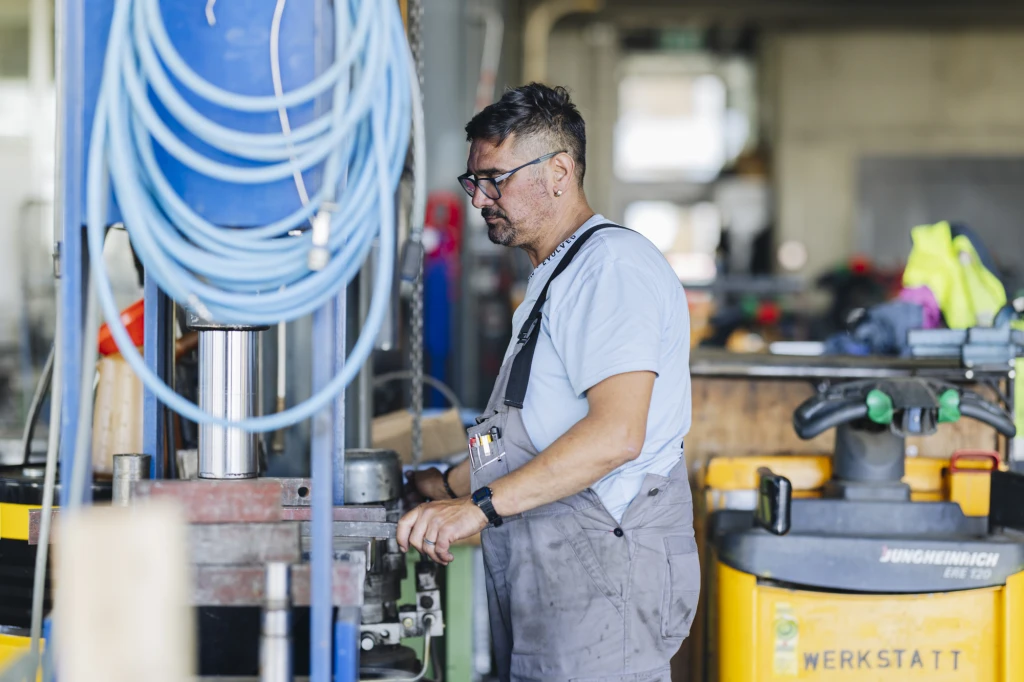 ddT_schwab-guillod_2025_11A4905_web