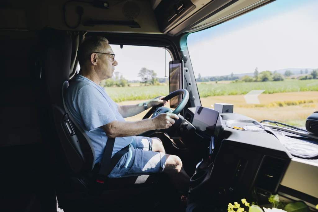 ddT_schwab-guillod_2025_O1A6589_web